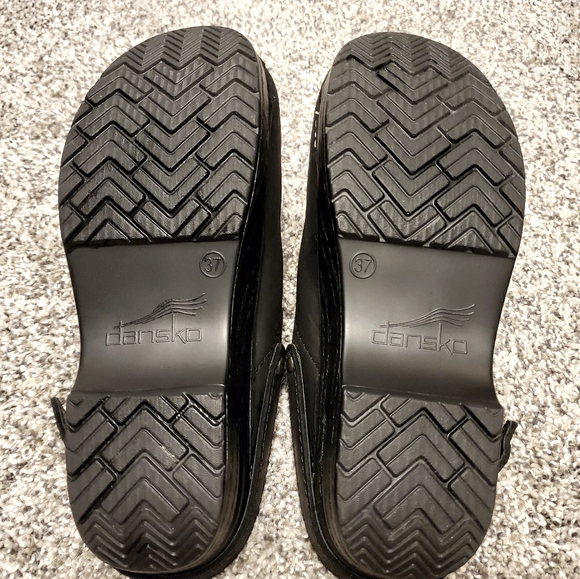 Dansko Clogs - Picture 4 of 4